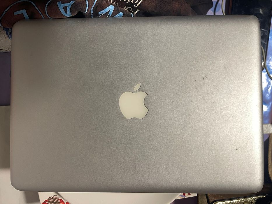 Mac Book Pro 4RAM