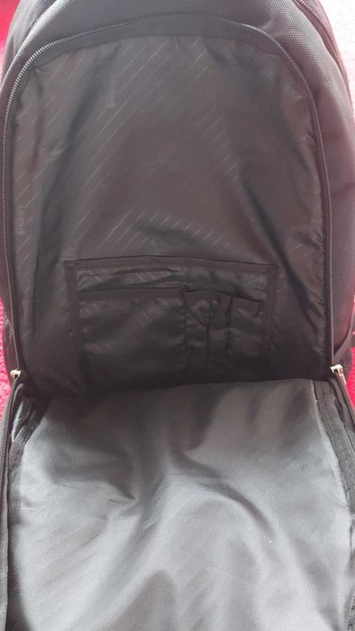 Vende-se Mochila Preta