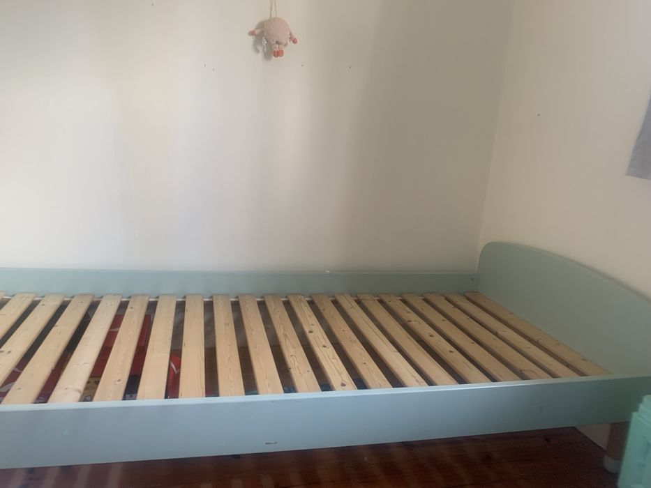 Cama infantil IKEA