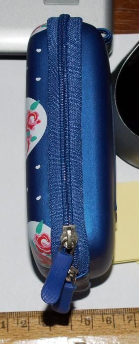 etui do małego aparatu fotograficznego