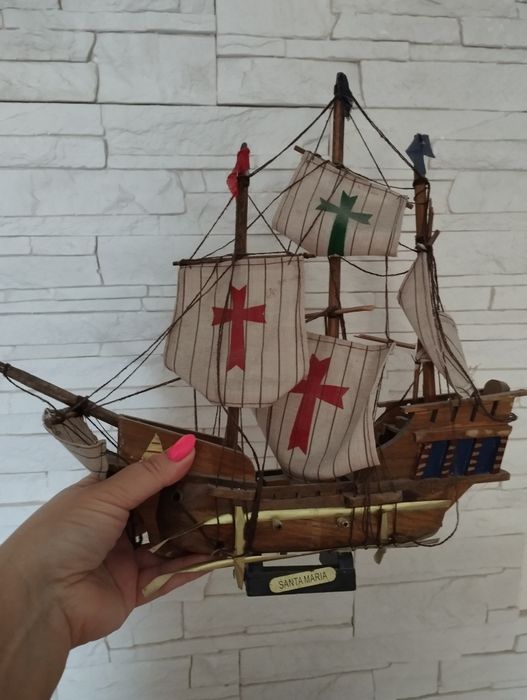Stary duży drewniany żaglowiec statek model Santa Maria dekoracja