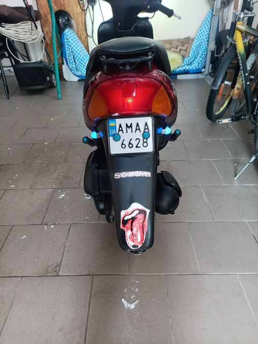 Скутер Suzuki let's на реєстрації 49.9