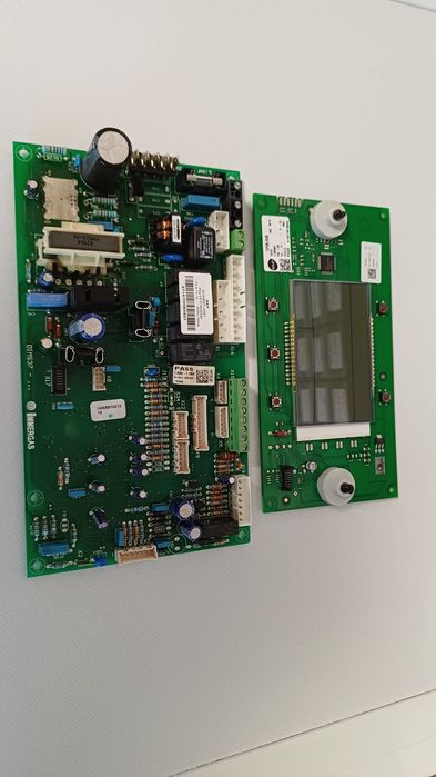 Immergas Victrix naprawa płyta główna błąd E37