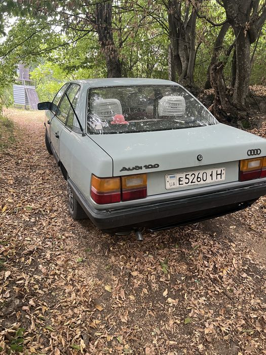 Audi 100 c3 2,2 бензин