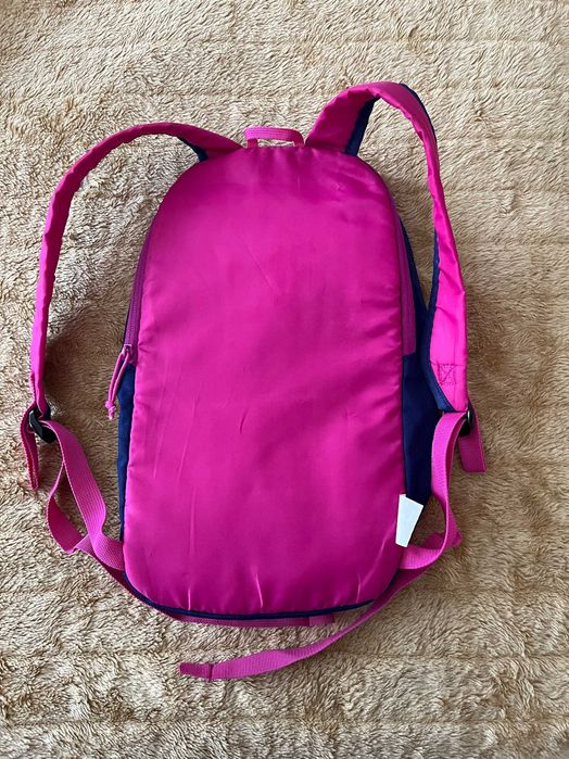 Mochila Quechua Arpenaz 10 - Azul e Rosa