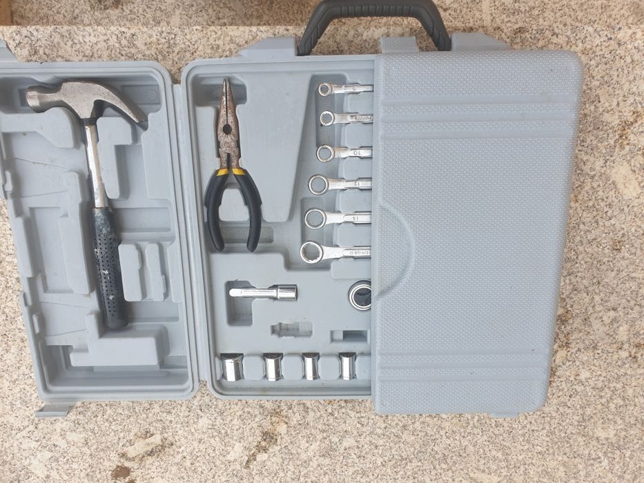 Tool Box442909047086786561