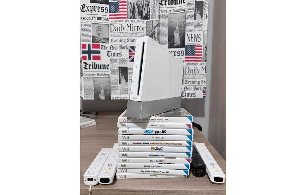 Nintendo Wii Branca com 11 jogos e 5 comandos