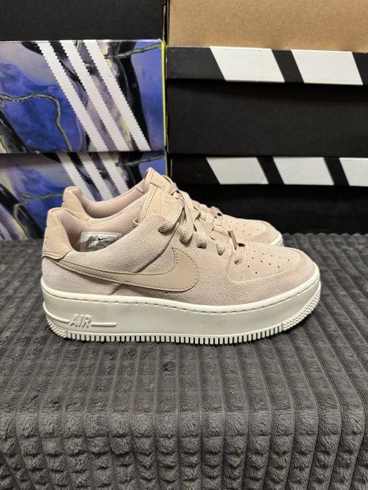 Жіночі кросівки Nike Air Force 1 Sage Low 37,5(23,5см) оригінал