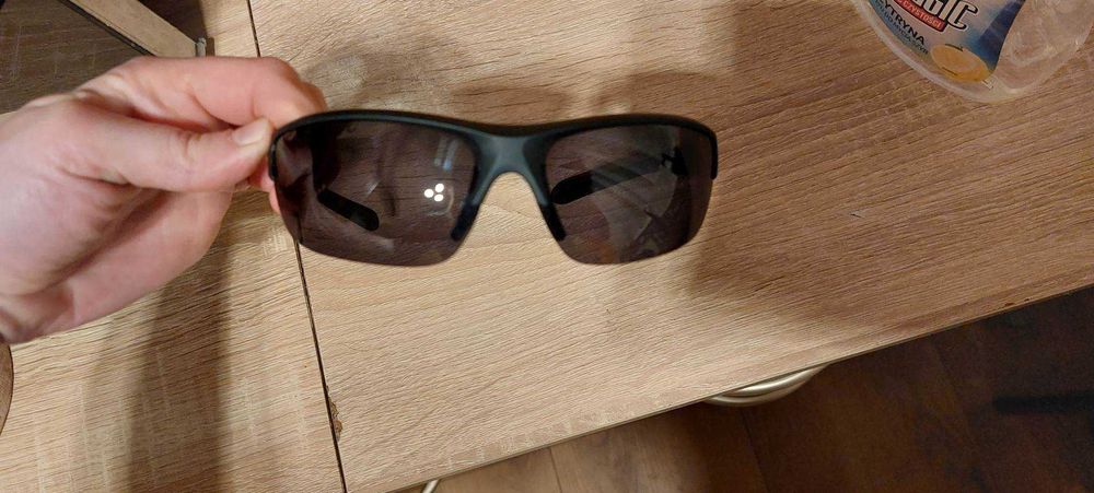 okulary przeciwsłoneczne