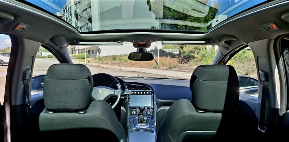Peugeot 3008 1.6HDI 110cv Full Extras