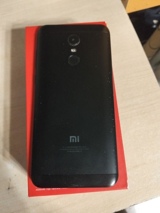 Xiaomi Redmi Note 5 Plus – хороший стан, 4/64 GB