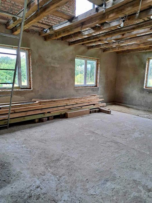 Терміновий продаж будинку в передмісті Луцька біля лісу!