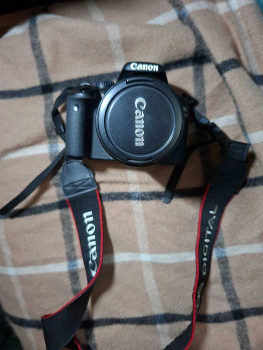 Canon EOS550D cyfrowa lustrzanka