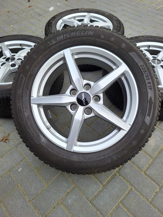 [K195] Koła zimowe BMW 17 Cali 5x112 Michelin 225/55/17 8mm 22r ET52