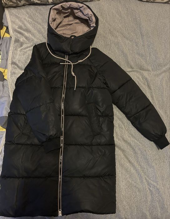 Зимове пальто жіноче