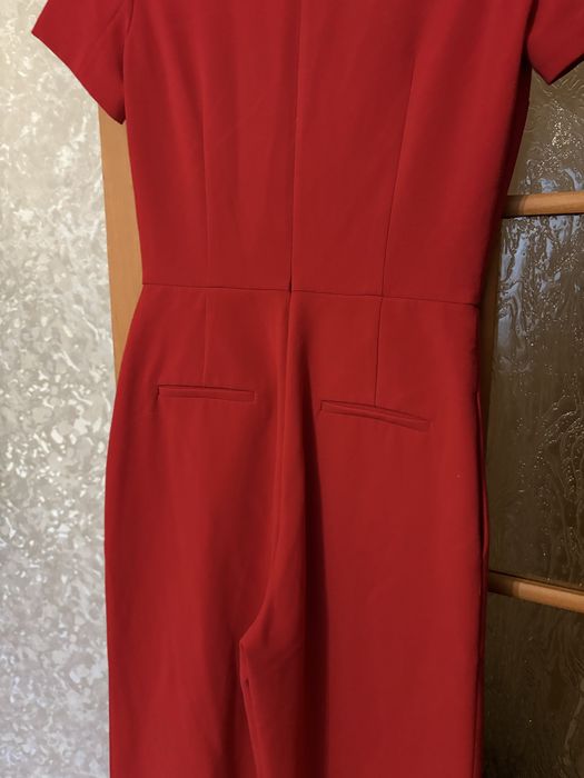 Жіночий червоний комбенізон Massimo dutti