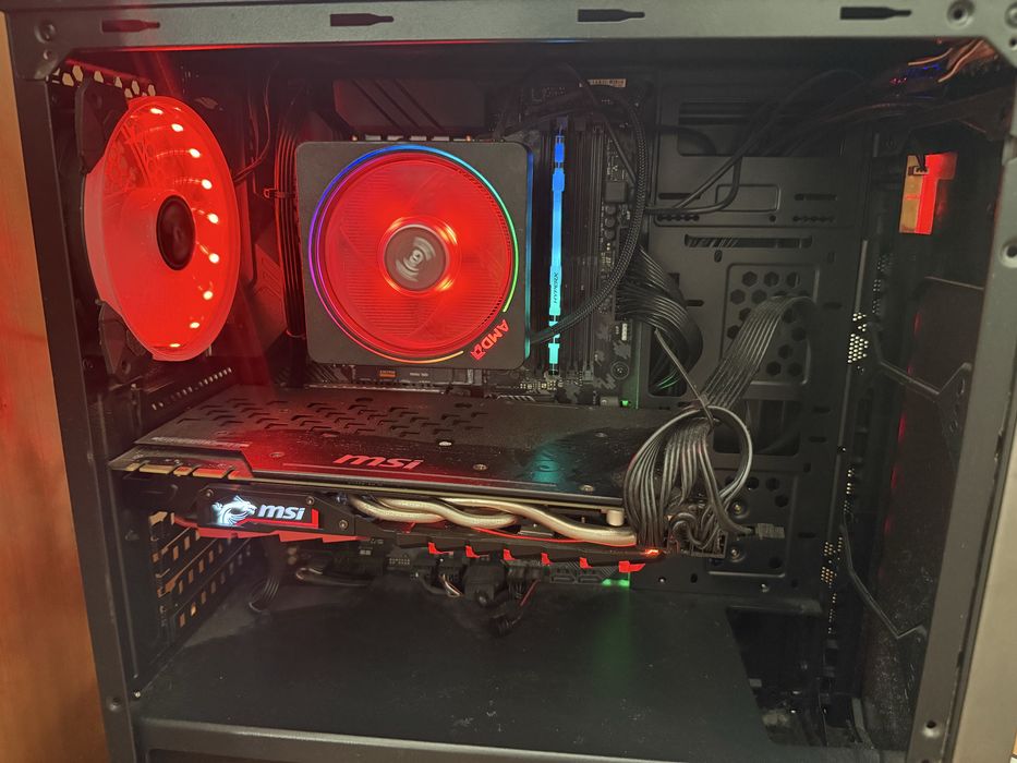 PC Gaming — AMD Ryzen 7 3700X | MSI GTX 1080 8GB | 16GB RAM | 500GB SSD