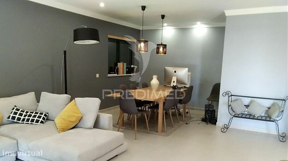 Olhão-Luxuosa Moradia Nova V4  piscina interior privada, ginásio e bbq