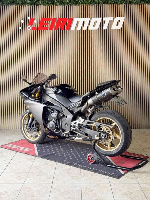 Yamaha R1 RN22 2010