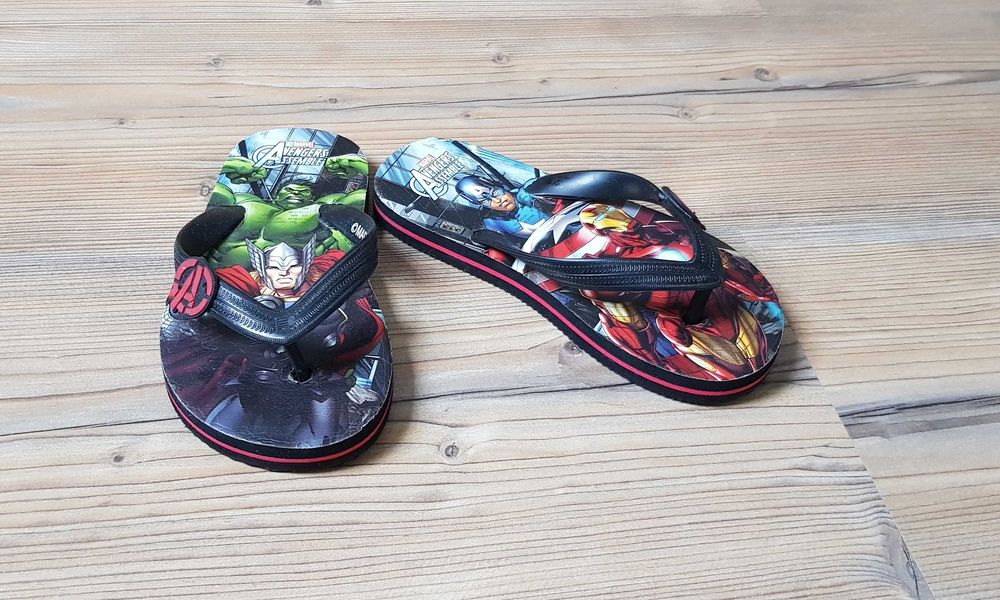 japonki, klapki Marvel Avengers rozm. 28/29