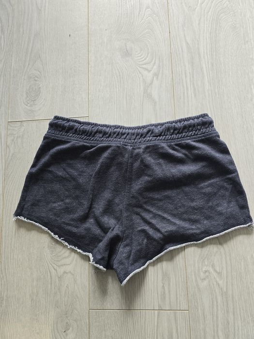 Calções curtos bershka