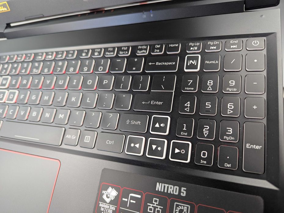 LAPTOP GAMINGOWY Acer Nitro RTX 2060 i5-10300H 144hz Komputer