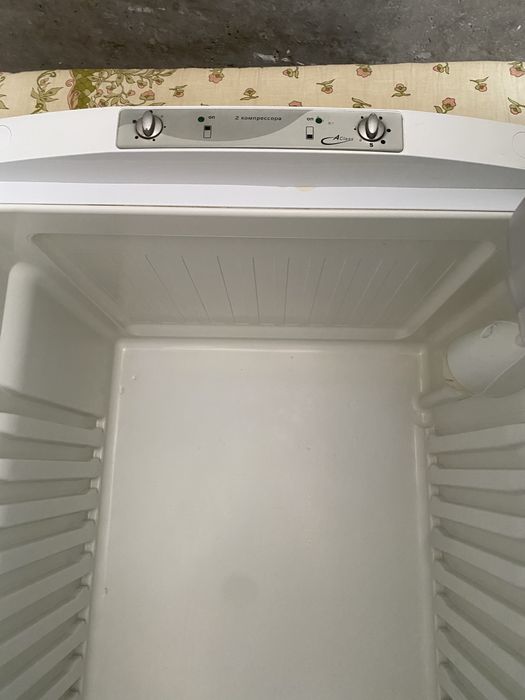 Двухкомпрессорный холодильник