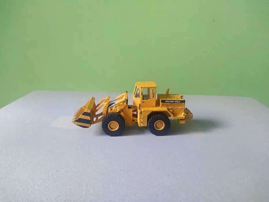 Ładowarka ł34 fadroma skala H0 1:87