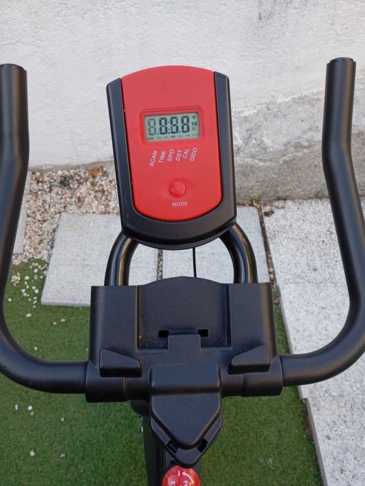 Bicicleta Estática em Excelente Estado – 100 €
