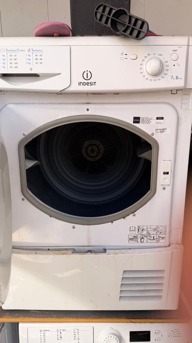 Máquina de lavar lava loiça e secadora de roupa  no precinho