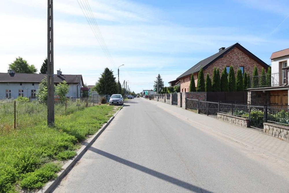 Działka budowlano-usługowa 2397 m² w centrum Liniewa