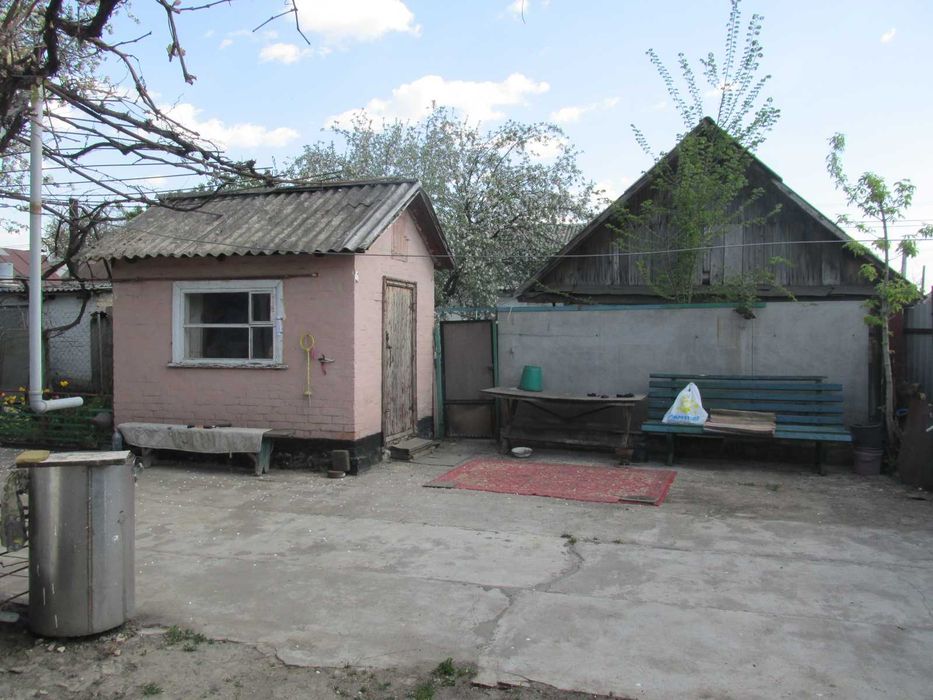 Продам газифікований будинок по вул. Садовій (р-н Бам - Дитяча лікарня)