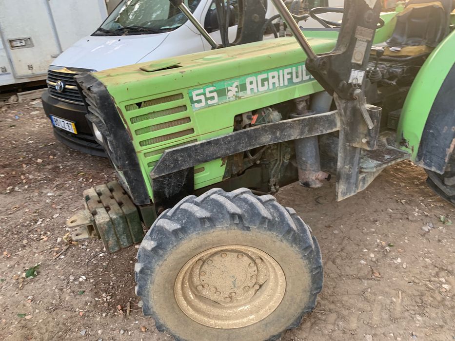 Tractor Agriful 4x4 55 cv com carregador frontal
