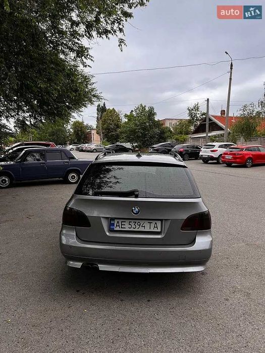 BMW 5 Series 2004