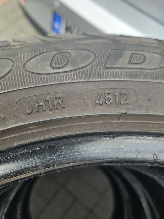 Opony Goodyear Efficient Grip 215/50 R17 4 szt