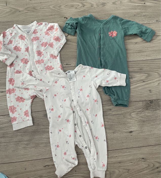 Pajace pajacyk piżamka pajacyki piżamki bez stópek dla dziewczynki 68