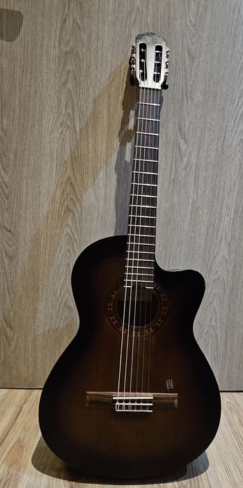 Gitara elektro-klasyczna