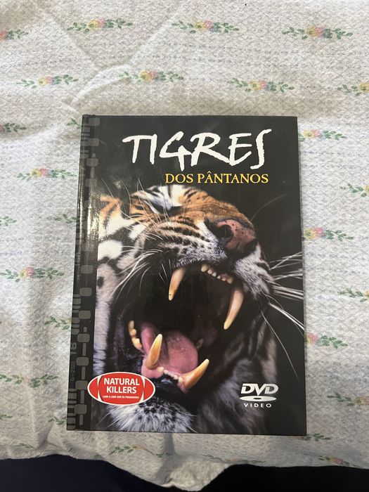 DVD in Book Format: Swamp Tiger64284229865857120