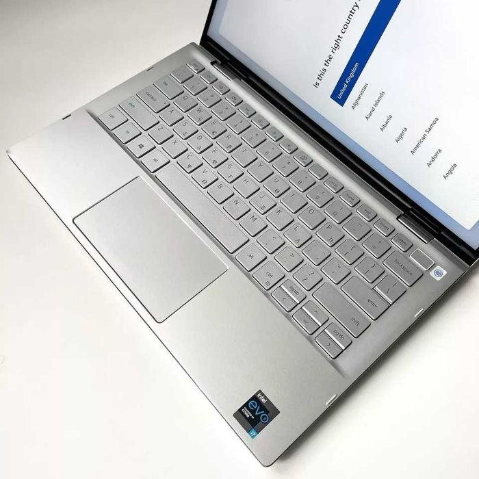 Dell Inspiron 7306 Tablet Portátil  i7 11ª\32 GB RAM\1TB SSD\4K