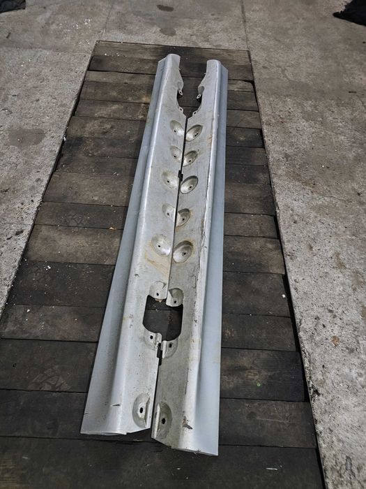 Nakladki progowe bmw e46 m pakiet