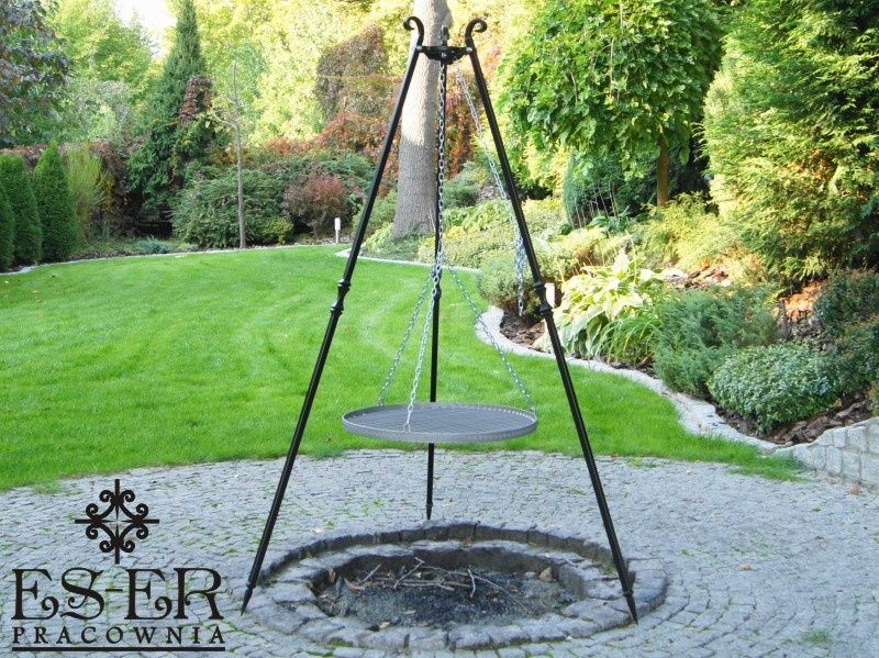 Grill ogniskowy Herman z ozdobnym rusztem stalowym 70cm ES-ER