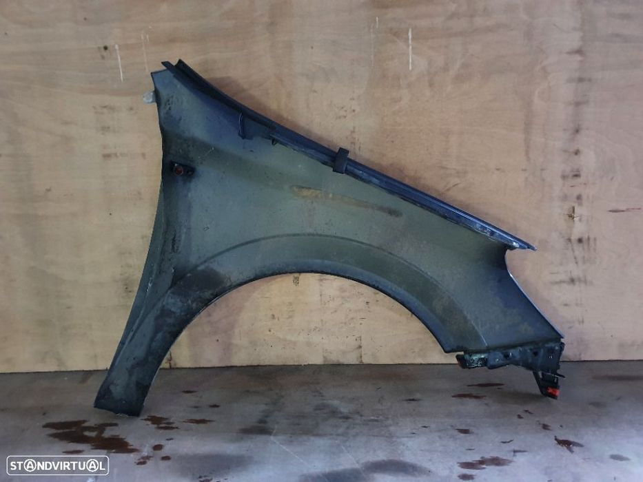 Guarda lamas frente esquerdo Opel Astra H - ORIGINAL