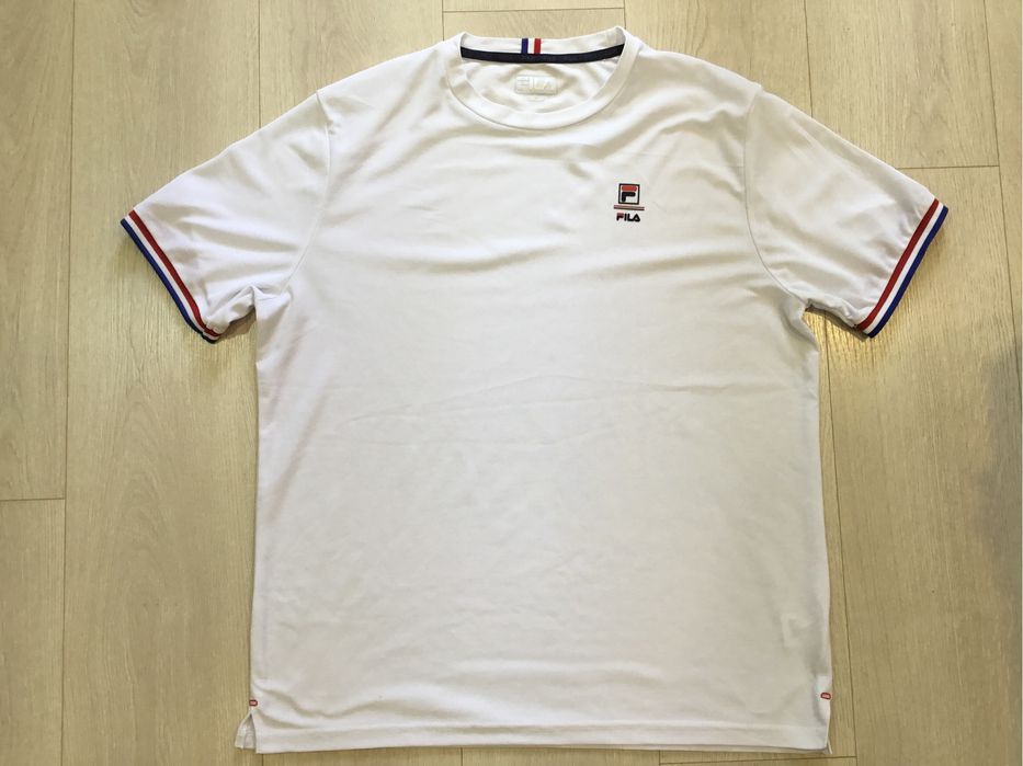 Продам футболку Fila розмір XL