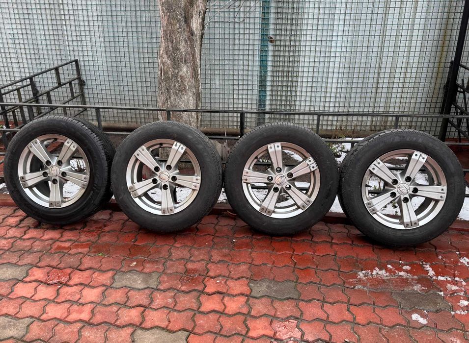 Колеса 6,5 J 15 . 5х114,3  на літніх шинах 195\65\R15