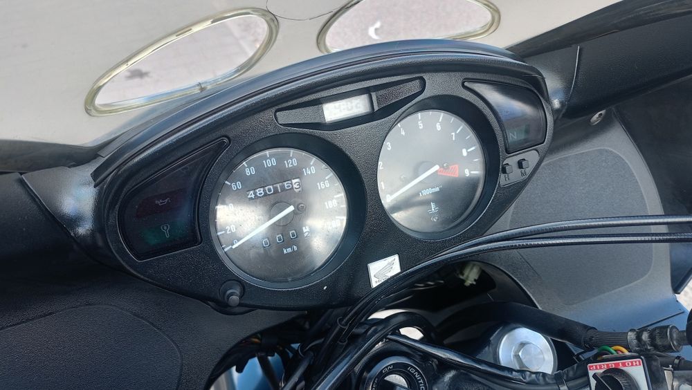 Honda NTV 650 Deavile