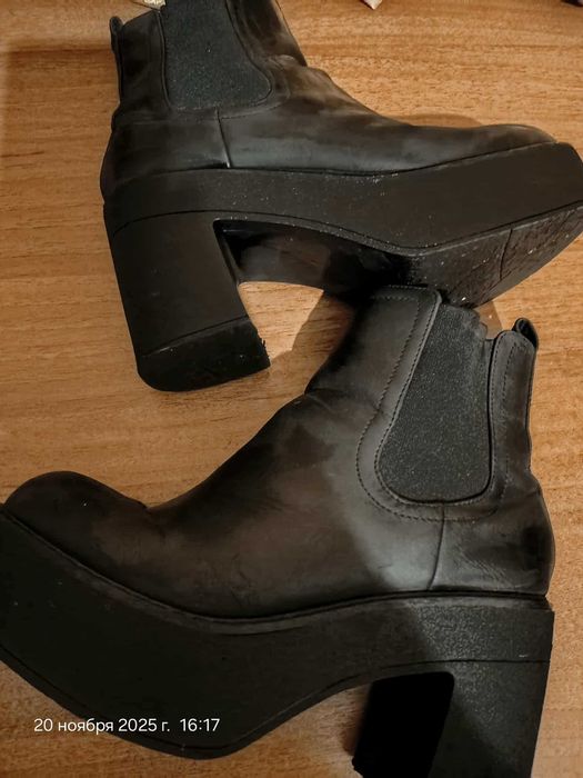 Ботинки на платформе с каблуком