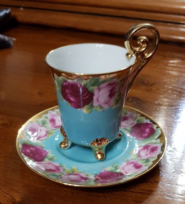 DW Porzellan Karlsbader Wertarbeit - Chávena Com Pires