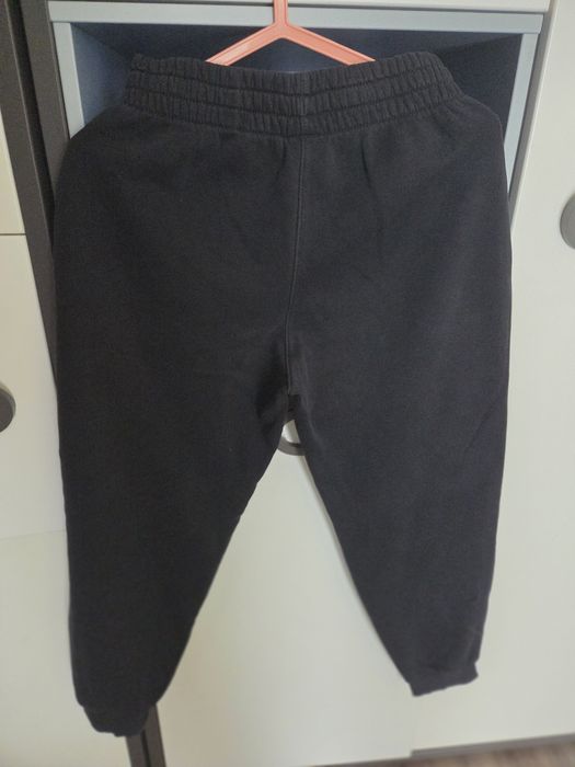 Nike spodnie dresowe 158