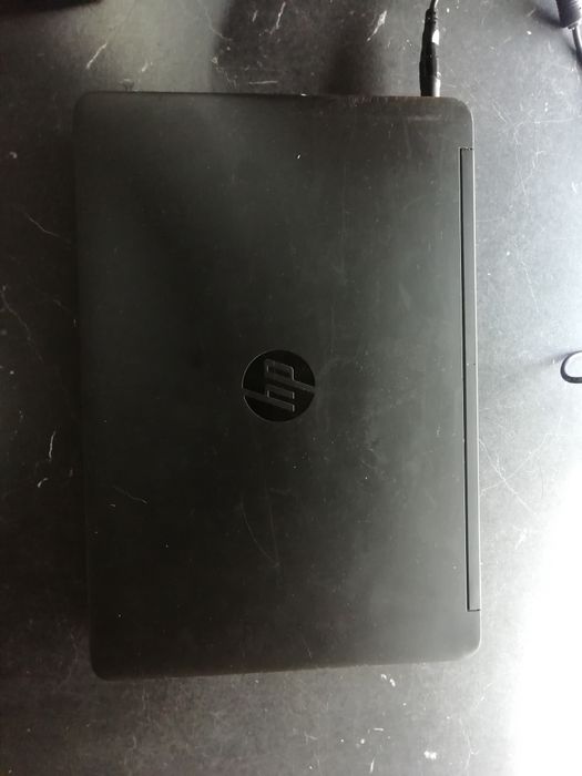 Portátil HP Book Pro