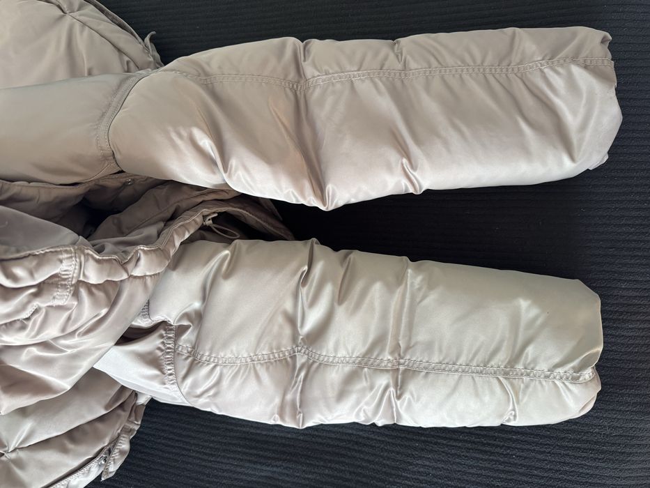 Дуже тепла зимова куртка HM на s/m з нюансом